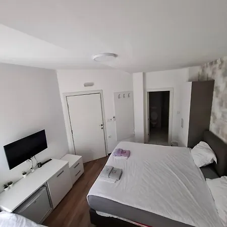 Mihaela Otel 3*