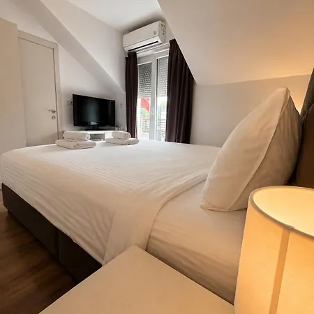 Hotel Vilamihaela 3*