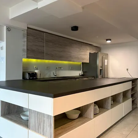Vilamihaela Hotel 3*