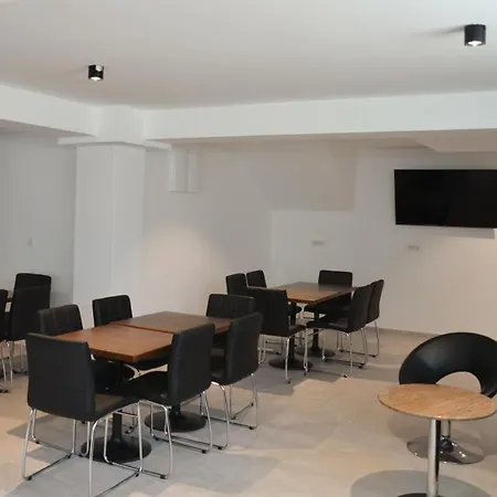 Mihaela Otel Üsküp