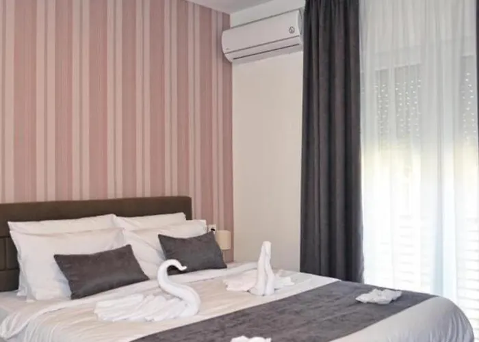 Vilamihaela 3* Skopje