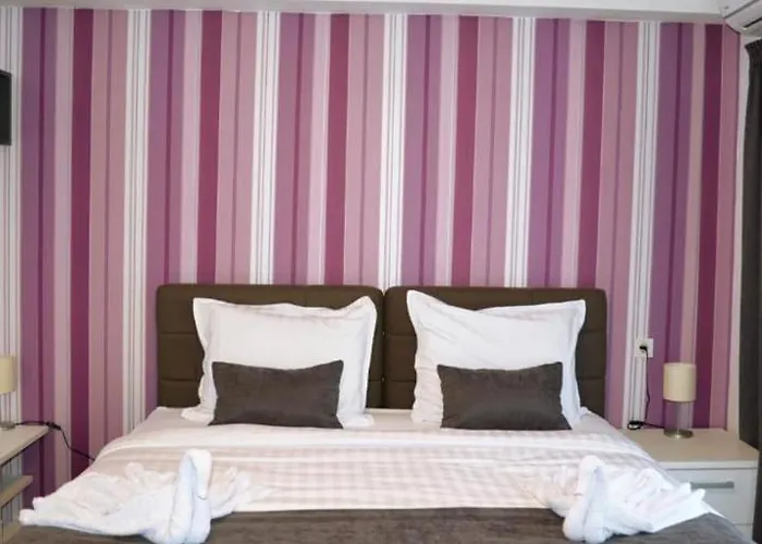 Hotel Vilamihaela 3*